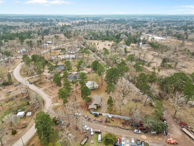 Building Photo - 31 B Jackson Rd