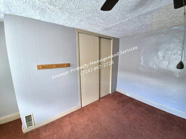 Building Photo - 530 Jackson St