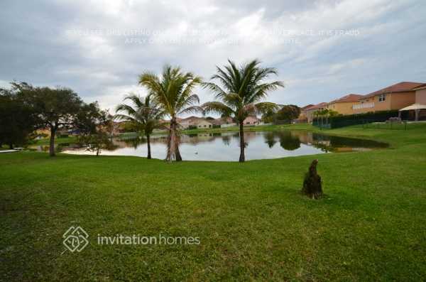 Building Photo - 13081 SW 54th Ct