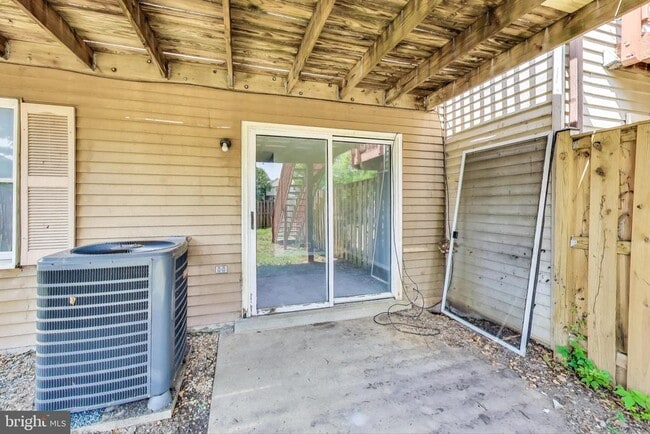 Building Photo - 20 Livingstone Terrace