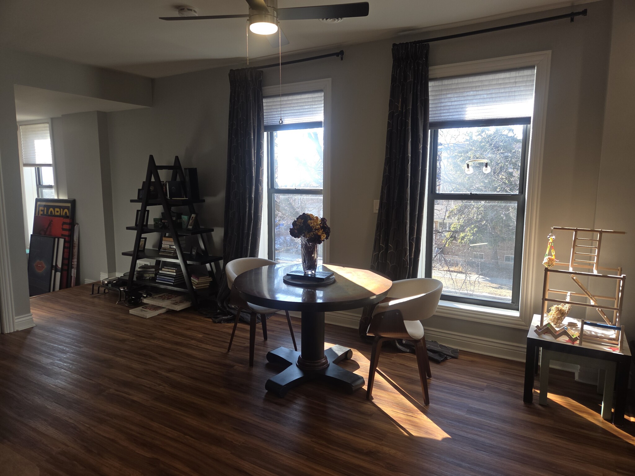 Building Photo - 2557 W Superior St