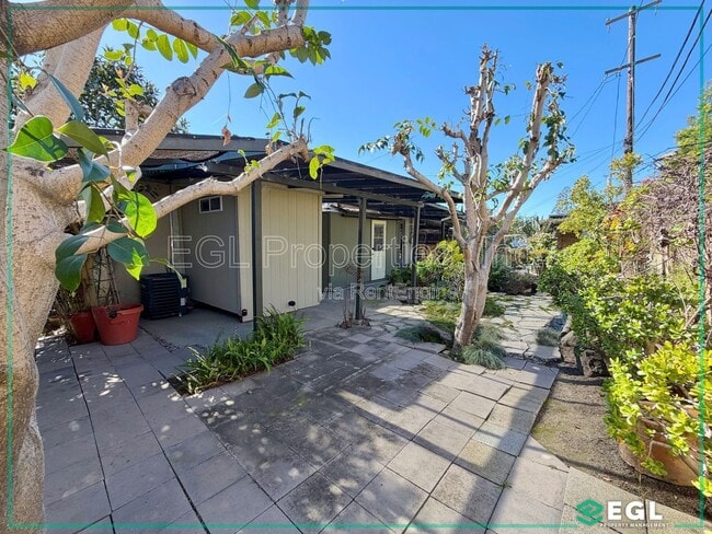 Building Photo - 7601 Kittyhawk Ave