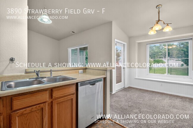 Building Photo - 3890 Strawberry Field Grove