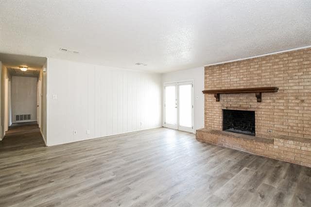 Building Photo - 1822 El Paso St