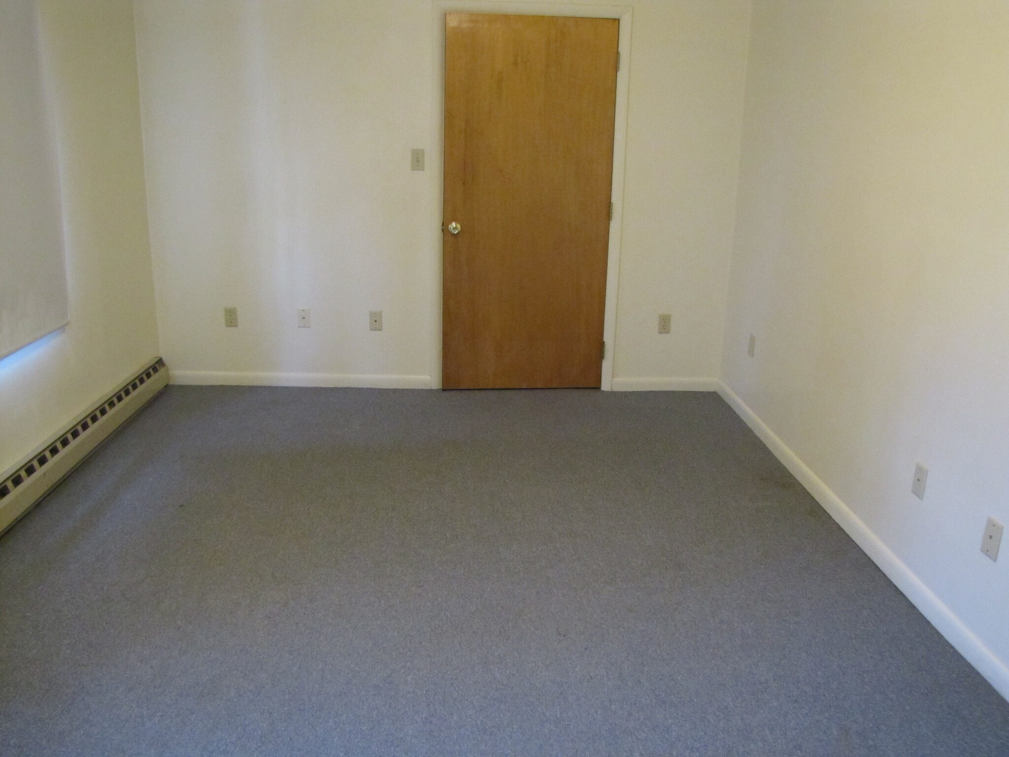 WEST BR - 1670 W College Ave