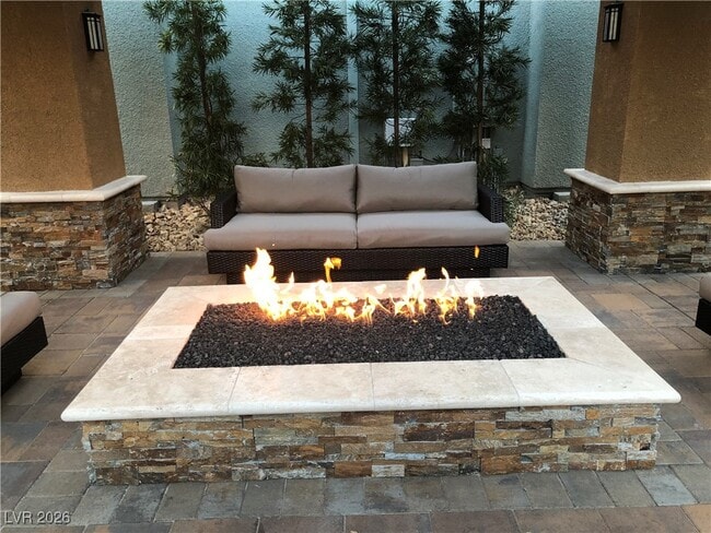 Building Photo - 56 E Serene Ave