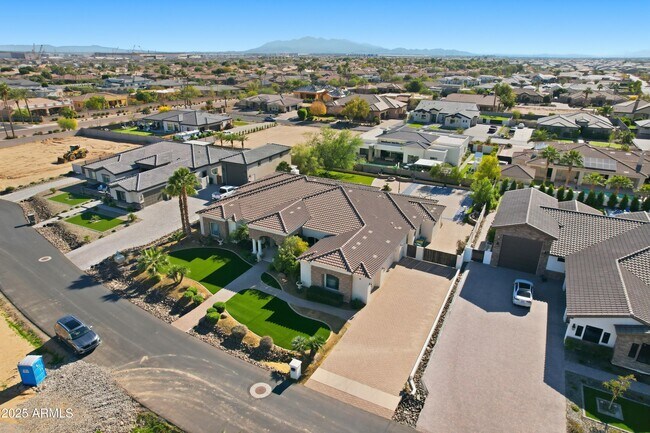 Building Photo - 18131 W Palo Verde Ct