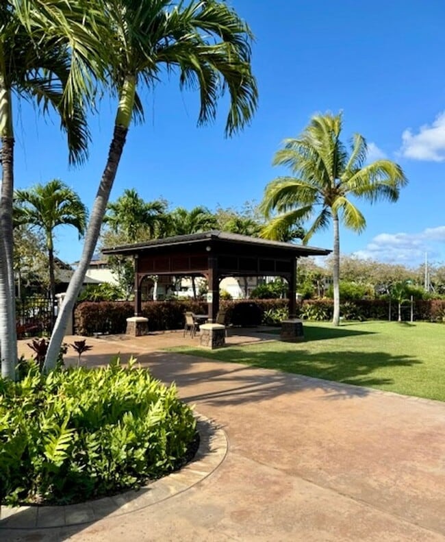 Building Photo - Ka Makana @ Hoakalei Golf Course front Upgraded Developer Model