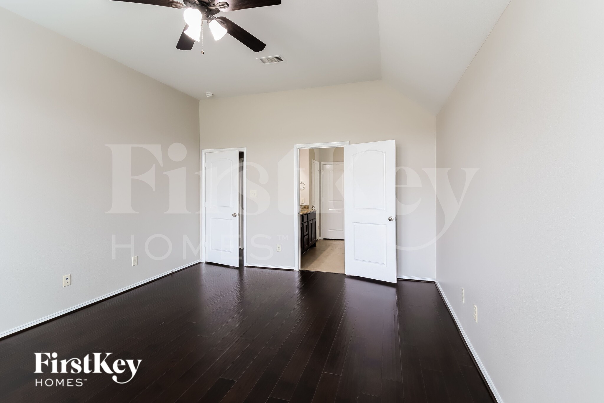 Building Photo - 26122 Serenity Oaks Dr