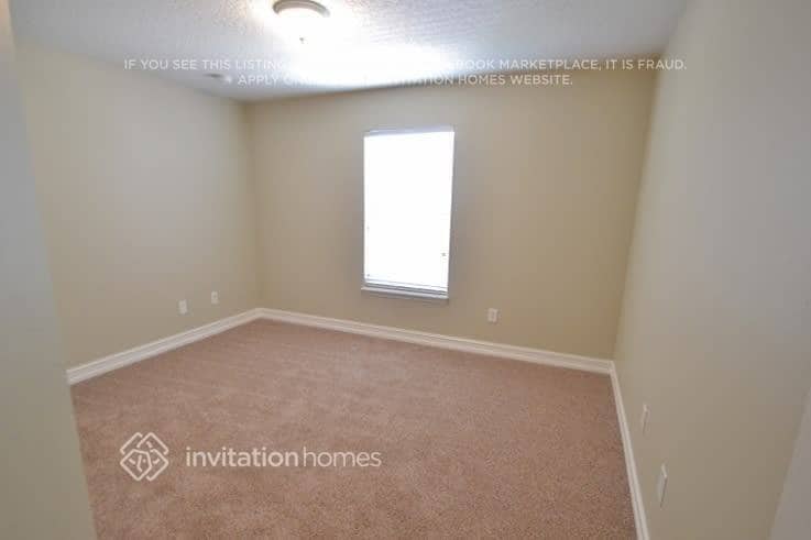 Building Photo - 7017 Buttonbush Loop