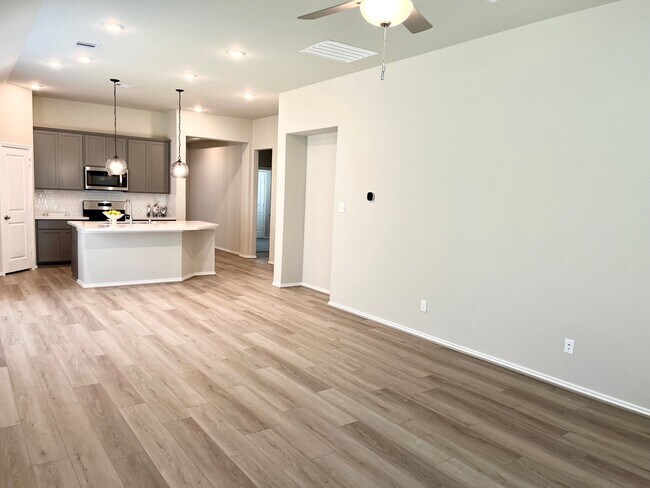 Building Photo - 20830 Wilde Redbud Trl