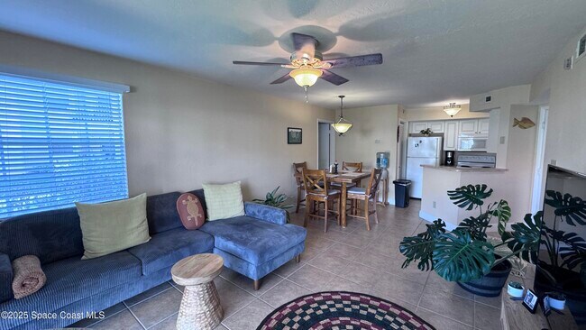 Building Photo - 1841 Island Club Dr