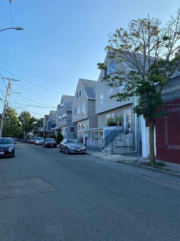 Building Photo - 11 Lowden Ave
