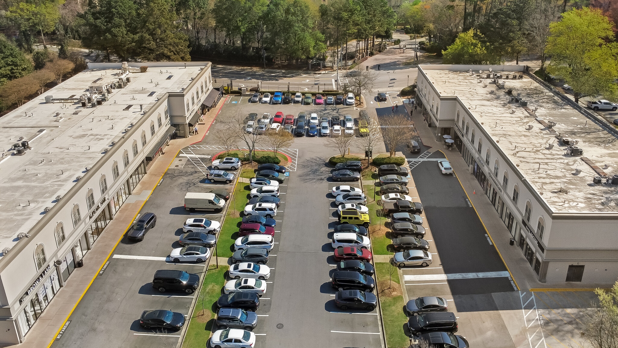 Lenox Village - 3104 Pine Heights Dr NE