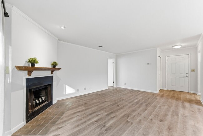 Building Photo - 56 Finch Trail NE