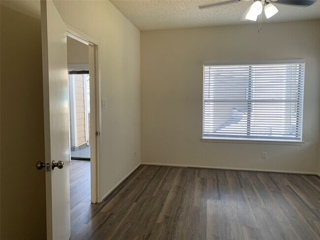 Building Photo - 2710 Grants Lake Blvd