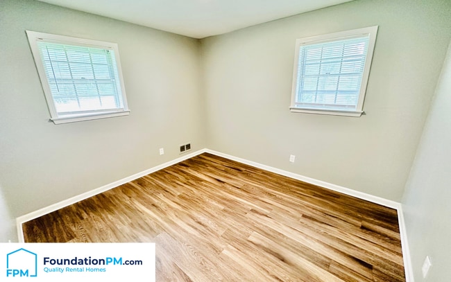 Building Photo - 1837 Warner Ave