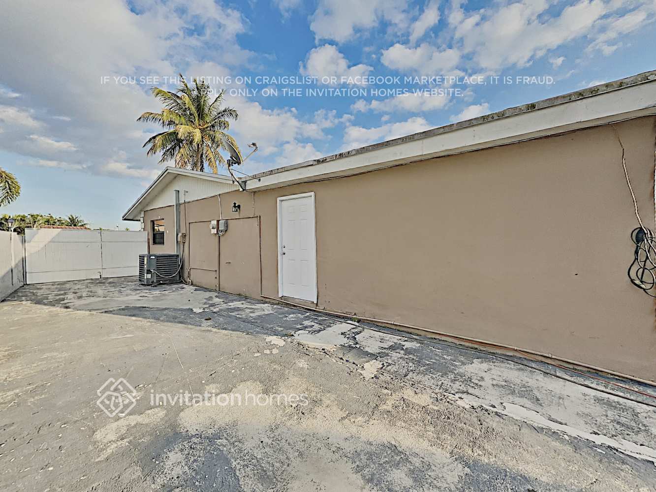 Building Photo - 20352 NW 39th Ct