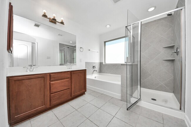 Building Photo - 14314 Cypress Cascade Ln