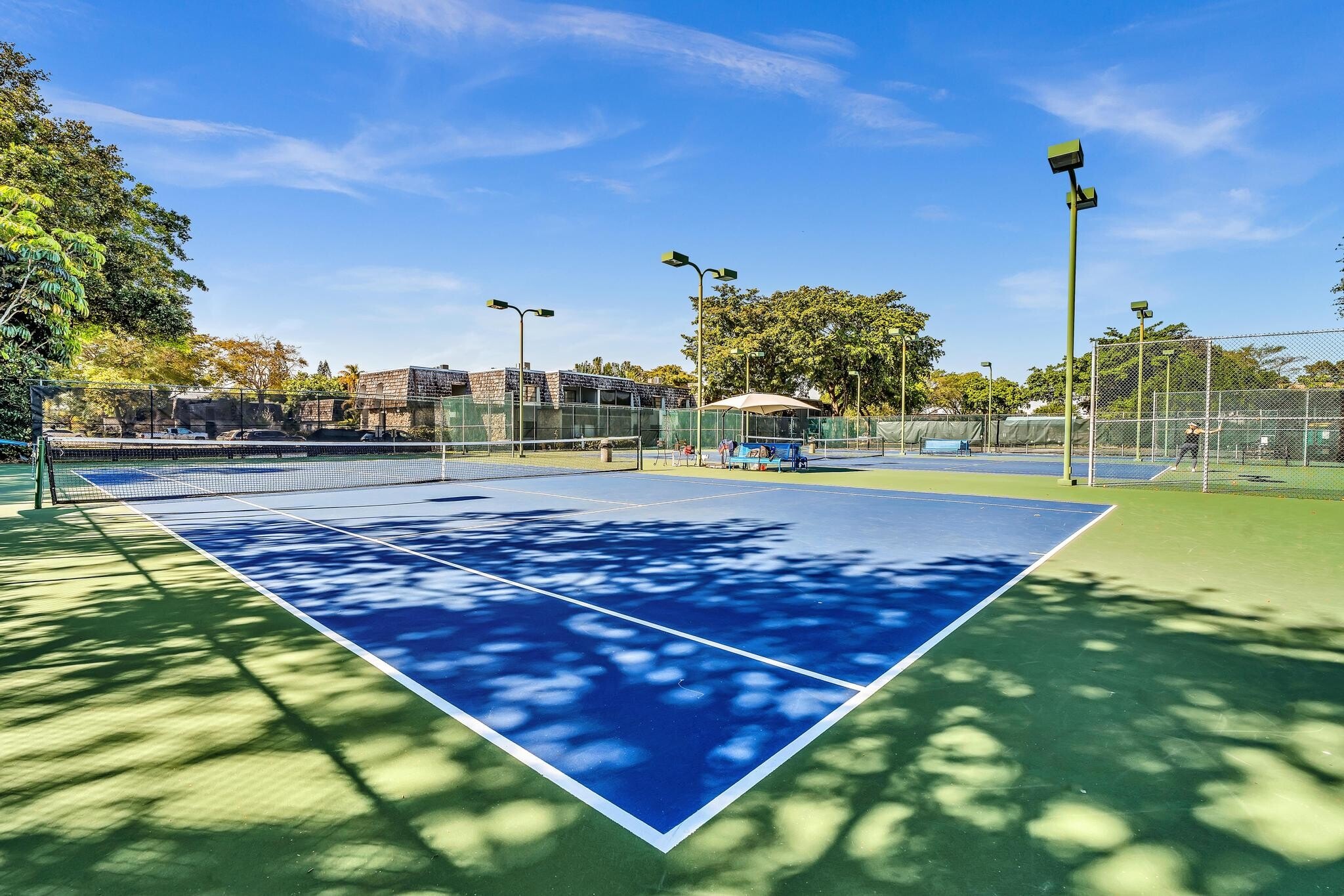 Building Photo - 2881 N Oakland Forest Dr