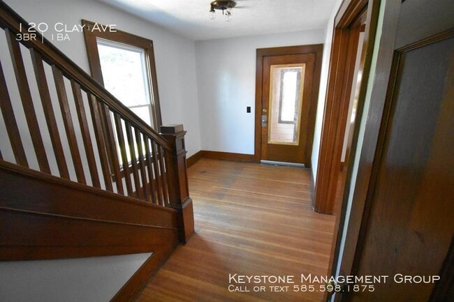 Building Photo - 120 Clay Ave