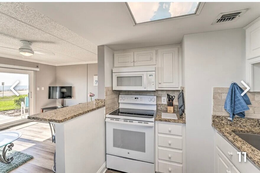 Building Photo - 2700 Ocean Shore Blvd