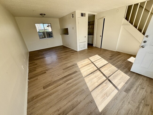 Building Photo - 5113 Sierra St