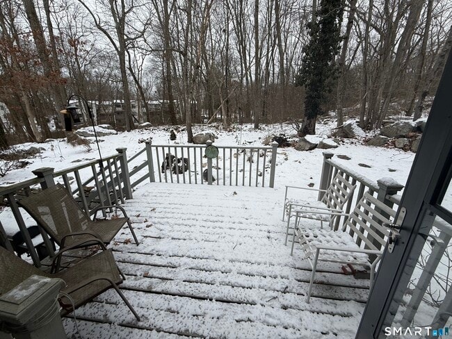 Building Photo - 292 Meridian St