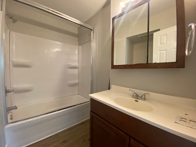 Building Photo - 1539 56th St