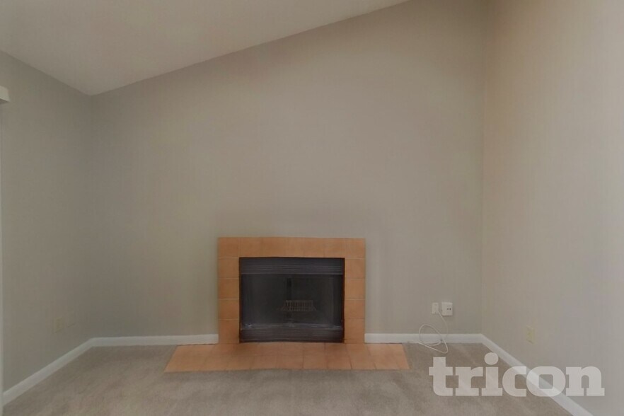 Building Photo - 4739 Harpers Ferry Ln