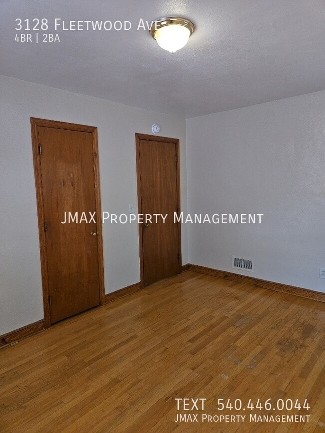 Building Photo - 3128 Fleetwood Ave SW