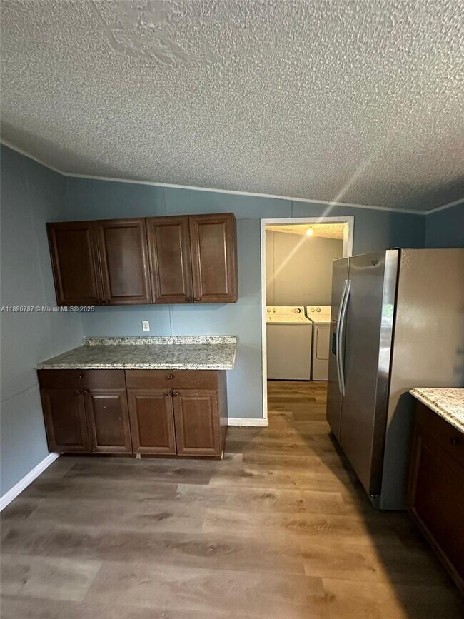 Building Photo - 11863 Atlantic Cir
