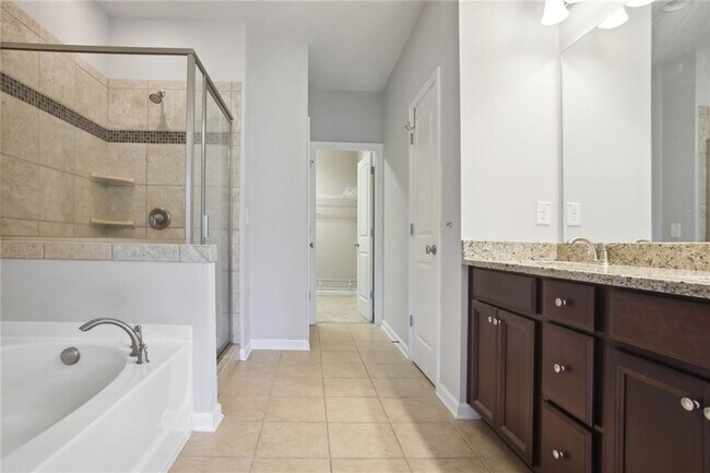 Building Photo - 2667 Almshouse Ln