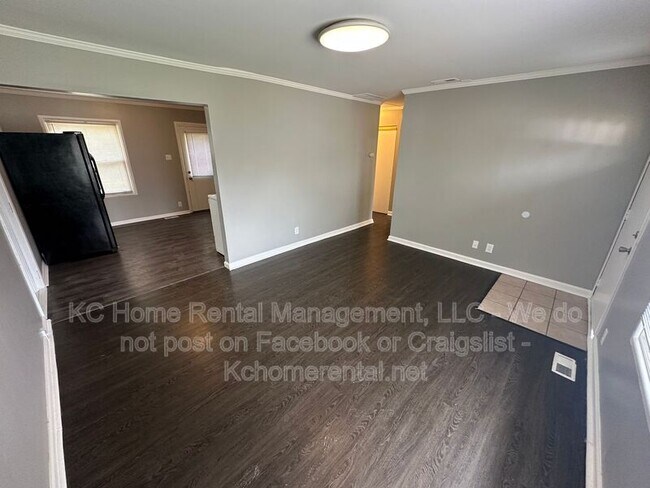 Building Photo - 15315 Fuller Ave