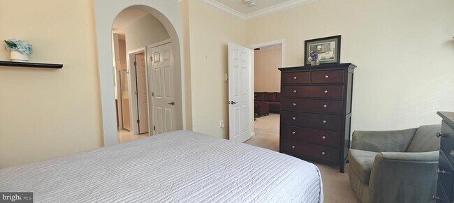 Building Photo - 10425 Starlight Pl