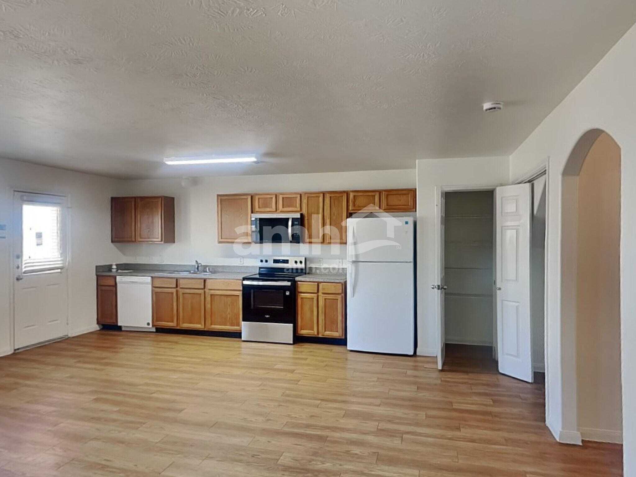 Building Photo - 19414 Dry Canyon Ct