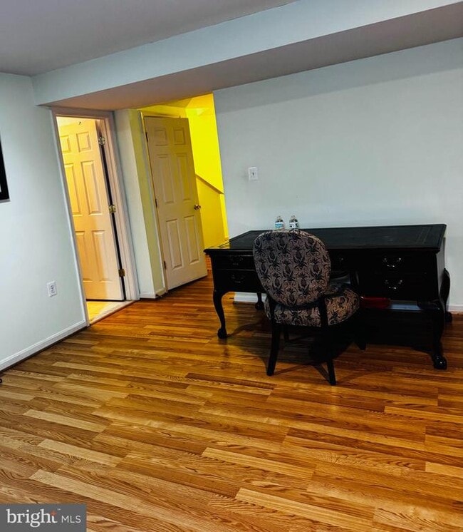 Building Photo - 869 Stonefield Square NE