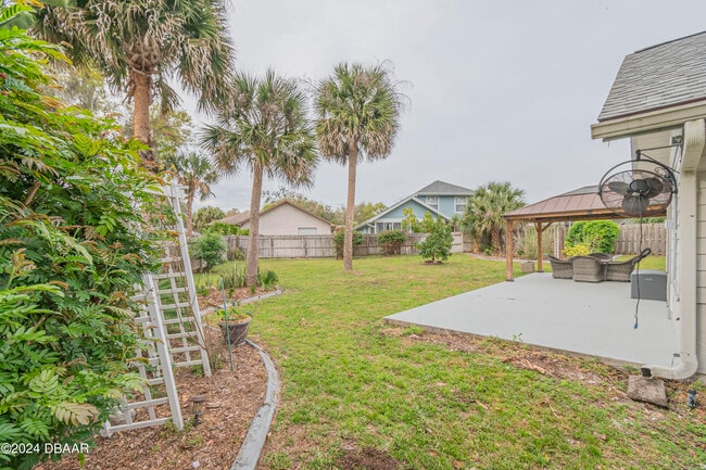 Building Photo - 6236 Clover Bend Dr