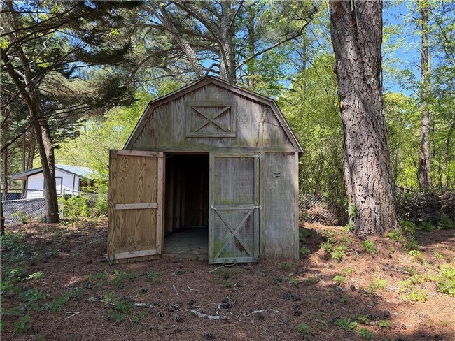 Building Photo - 934 Bay Ridge Dr