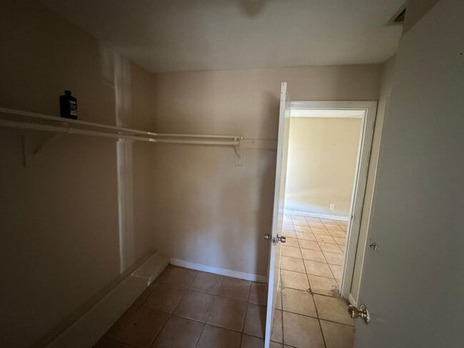 Building Photo - 1430 N Stacy St