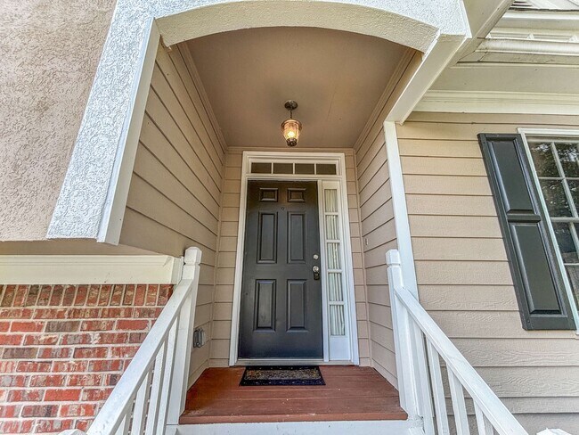 Building Photo - Beautiful and Comfortable Home in Mableton!