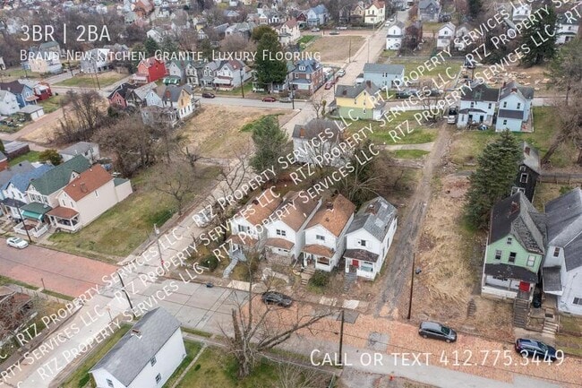 Building Photo - 1805 Flagler St