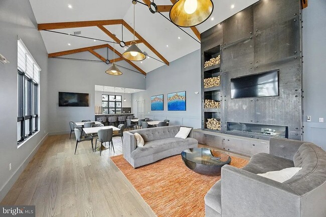 Building Photo - 110 Segel Dr