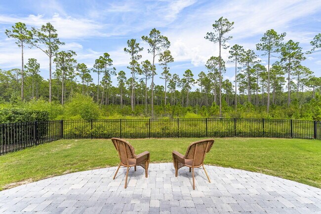Building Photo - 119 Anastasia Cir