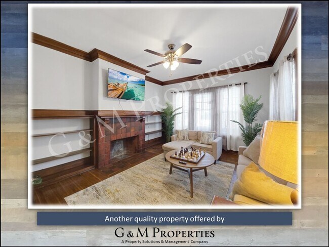 Building Photo - Rare Park Ave Rental – Spacious 3-Bedroom with Original Charm