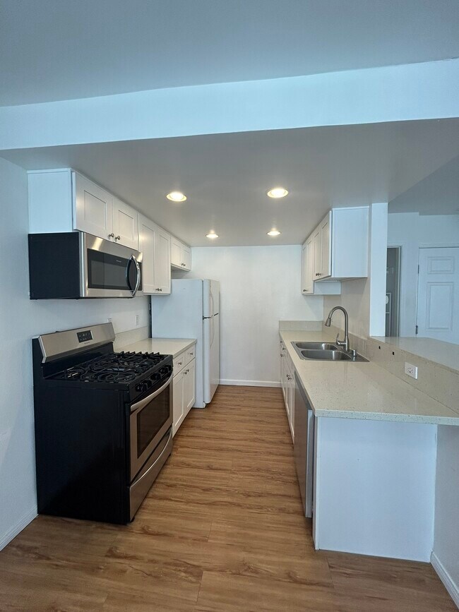 Floorplan - 8525 Saturn St