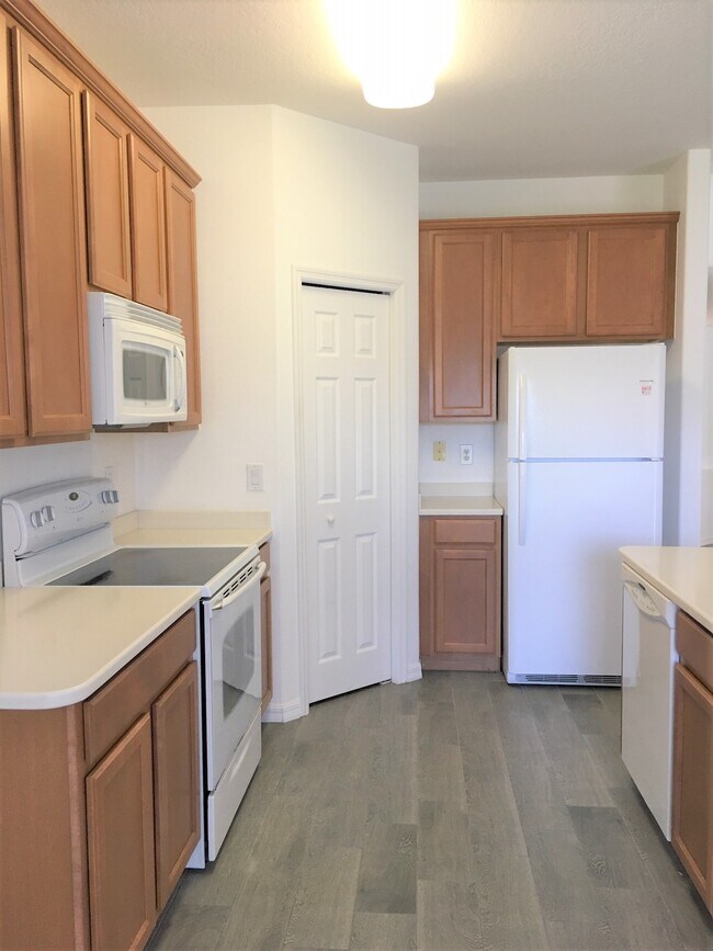 Building Photo - 5656 Indigo Crossing Dr