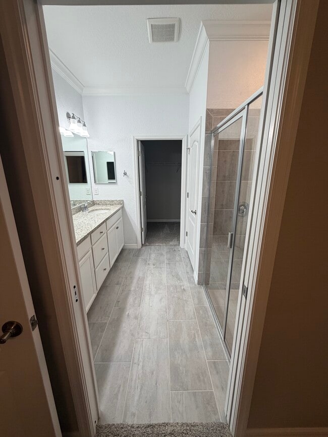 Building Photo - 11815 Bluebird Pl