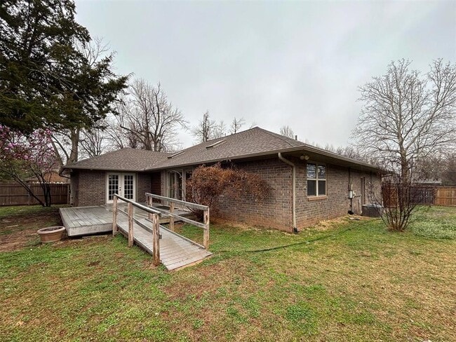 Building Photo - 1428 Cinderella Ave