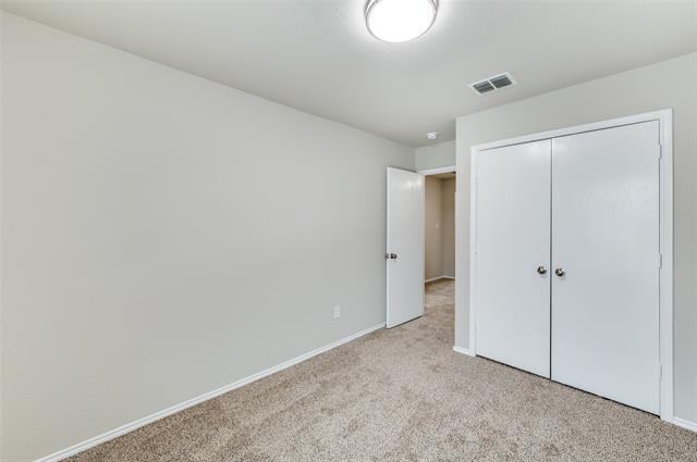 Building Photo - 5700 Giddyup Ln